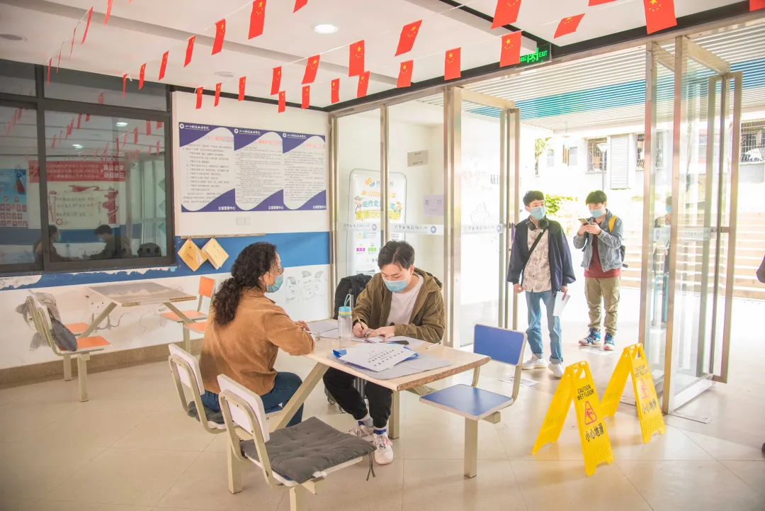 四川省经济管理学校开学啦，三年级学生率先返校学习~(图16)